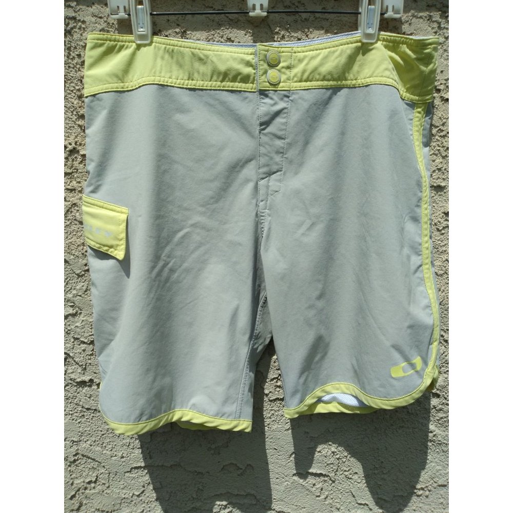Oakley Mens Board Shorts.